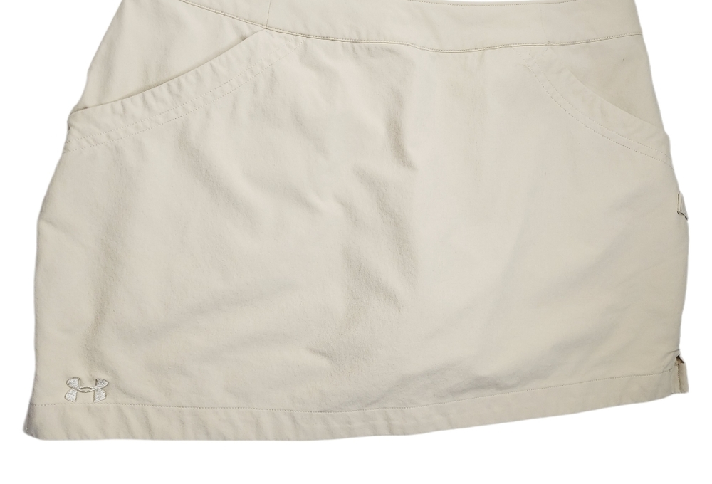 Under Armour Women's Golf Tennis Skirt Skort Size 4 Khaki Stretch Logo Pockets